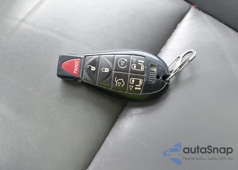 2010 Volkswagen Routan Sel Premium z USA, uszkodzony, nr VIN 2V4RW6DX7AR268346